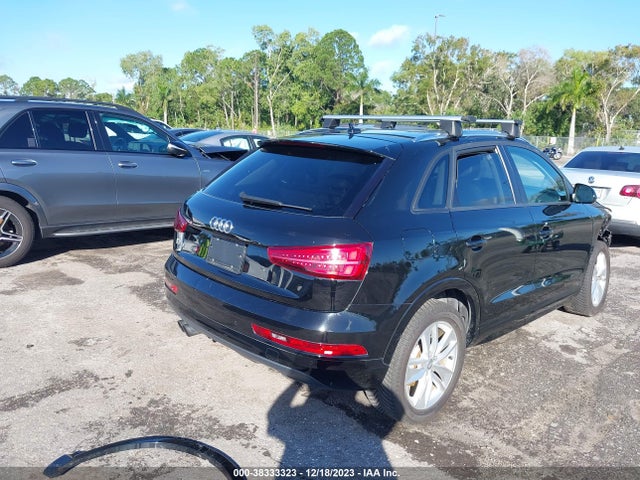 WA1BCCFS6HR016585 Audi Q3 2.0t Premium