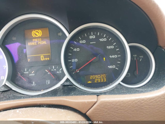 2004 PORSCHE CAYENNE WP1AB29P44LA63132 Photo 6