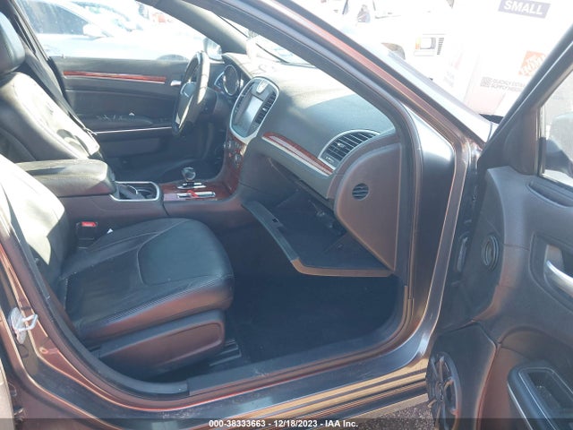 Chrysler 300 2014 2C3CCAAG5EH119059 Image 5