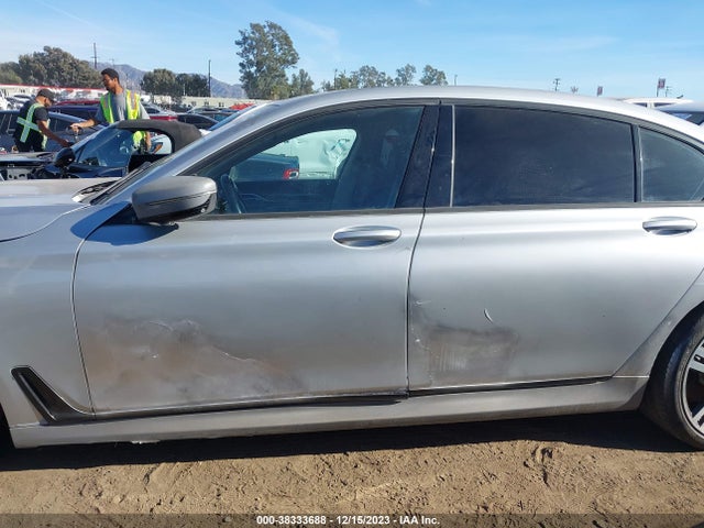 BMW 740I 2018 WBA7E2C52JB216292 Image 14