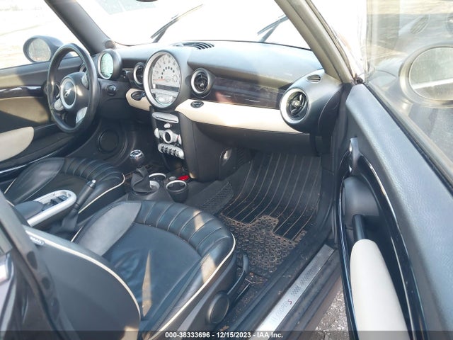 2009 MINI COOPER S CLUBMAN WMWMM33579TP75029 Photo 4