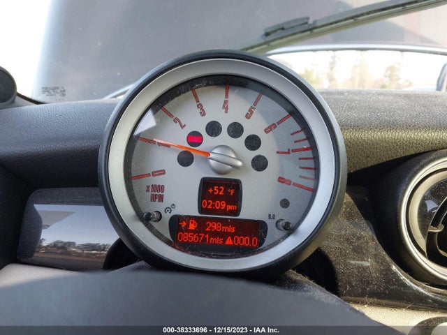 2009 MINI COOPER S CLUBMAN WMWMM33579TP75029 Photo 6