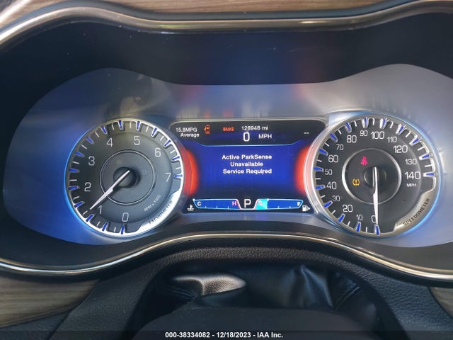 Chrysler 200 C 2015 1C3CCCCG3FN509563 Image 7