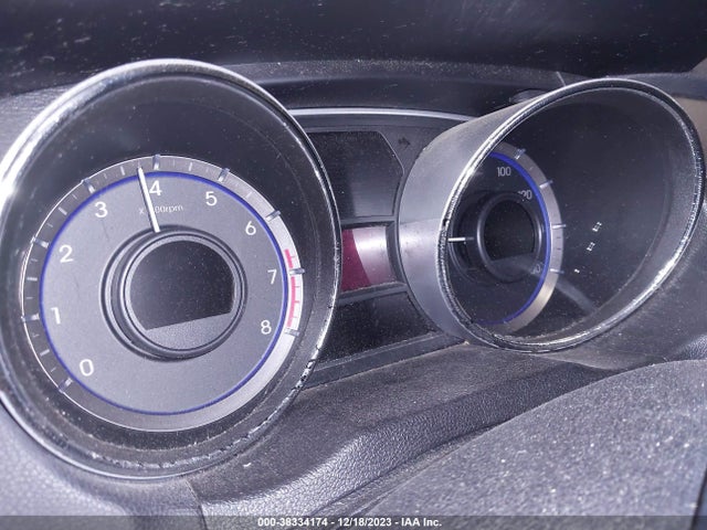 2014 HYUNDAI SONATA GLS VIN: 5NPEB4AC4EH930929