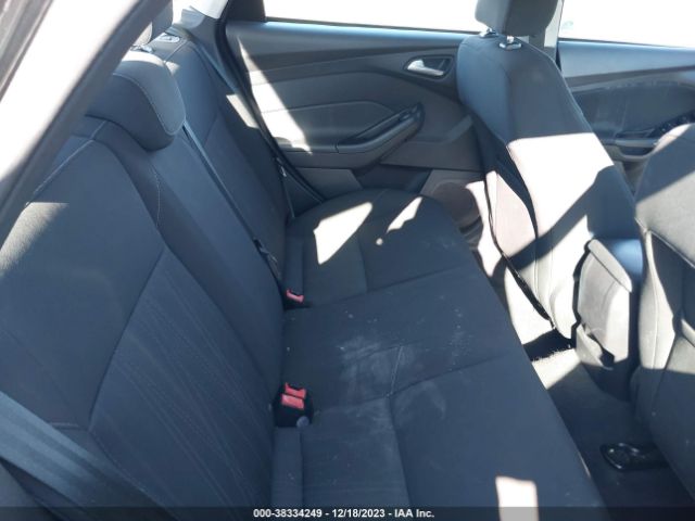 1FADP3F21FL215763 Ford FOCUS SE