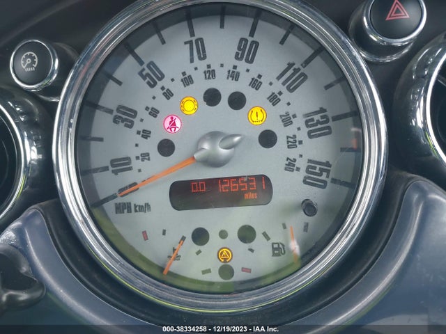 2005 MINI COOPER S WMWRH33465TF80053 Photo 6