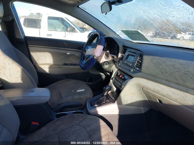 2017 HYUNDAI ELANTRA SE VIN: 5NPD74LFXHH102764