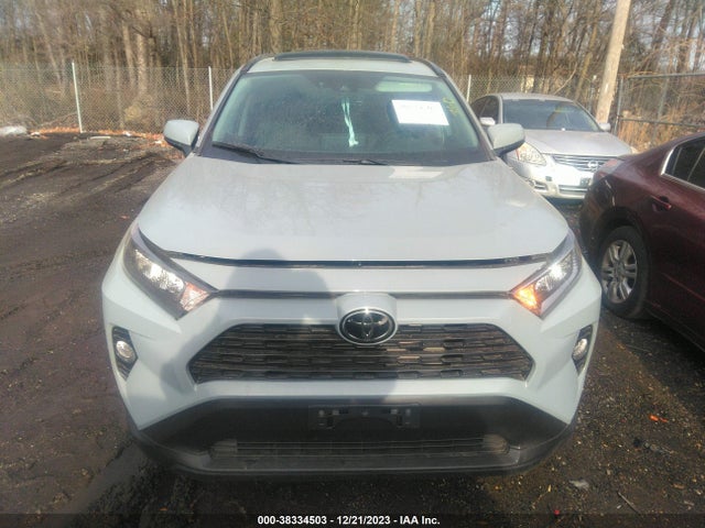 2021 TOYOTA RAV4 XLE VIN: 2T3P1RFV6MC189033