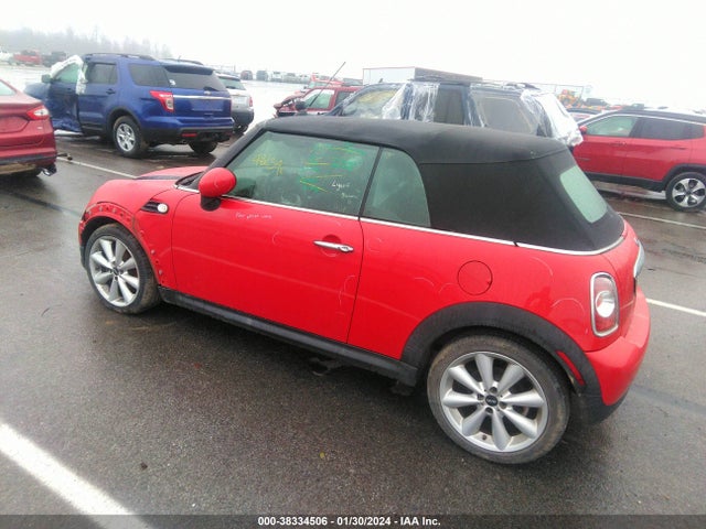 2015 MINI CONVERTIBLE WMWZN3C54FT266823 Photo 2