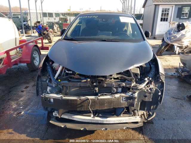 NMTKHMBX8KR095036 Toyota C-HR XLE