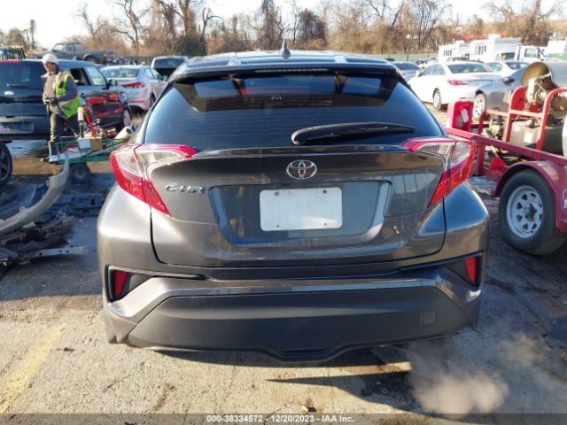 NMTKHMBX8KR095036 Toyota C-HR XLE