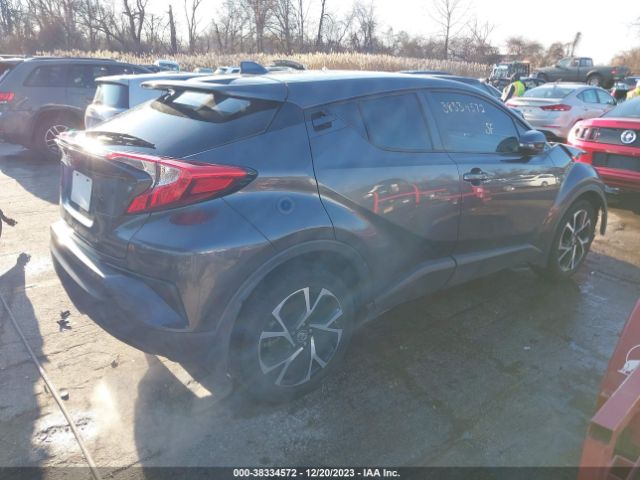NMTKHMBX8KR095036 Toyota C-HR XLE