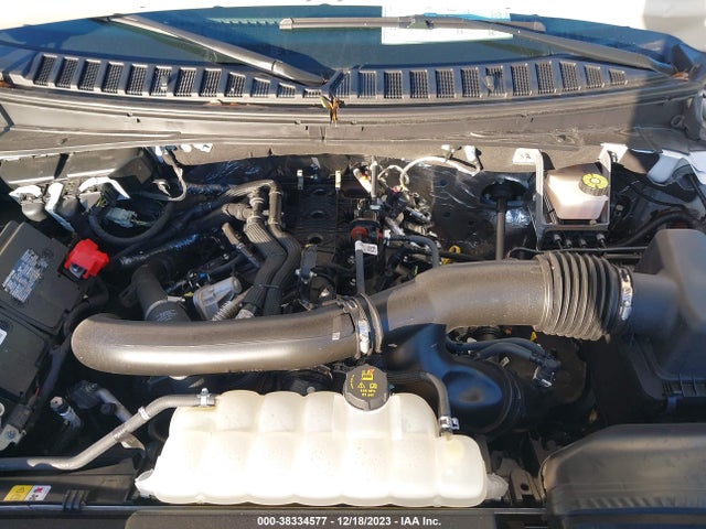 5LMJJ2NG4PEL12881 Lincoln Navigator Standard