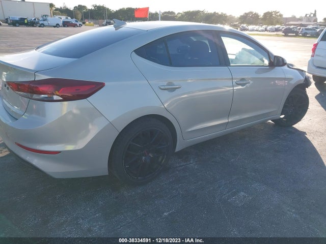 Hyundai ELANTRA SE 2017 KMHD74LF9HU395526 Image 4