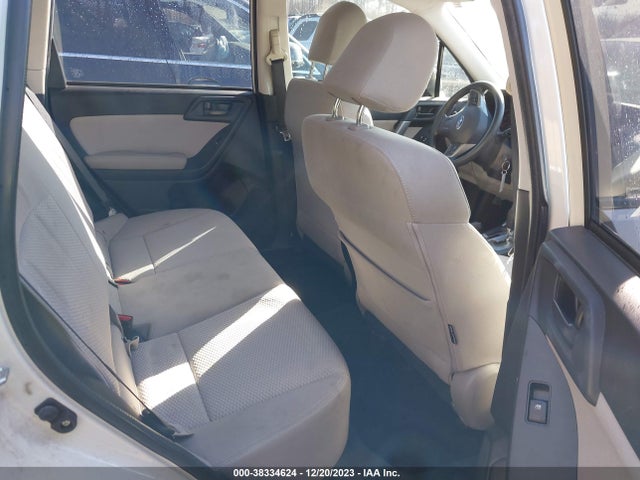 Subaru Forester 2.5i 2016 JF2SJABCXGH523543 Image 8