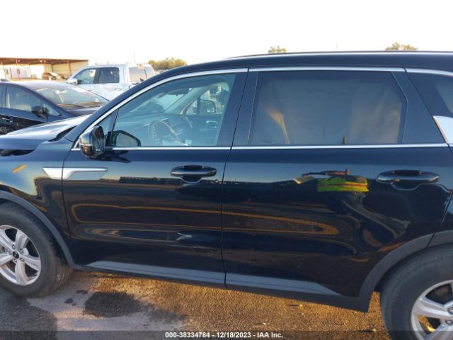 KIA SORENTO LX 2022 5XYRG4LC2NG088969 Image 15