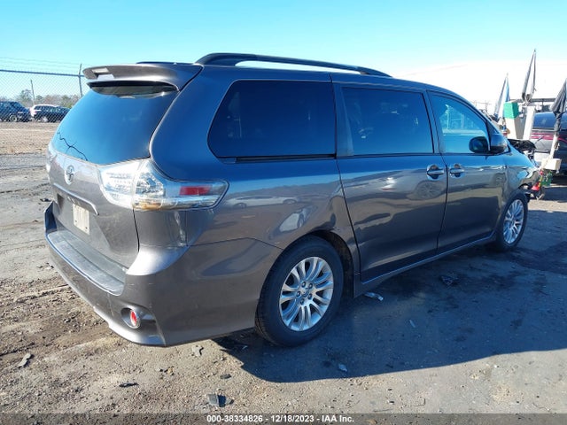 2012 TOYOTA SIENNA SE 8 PASSENGER VIN: 5TDXK3DC5CS207371