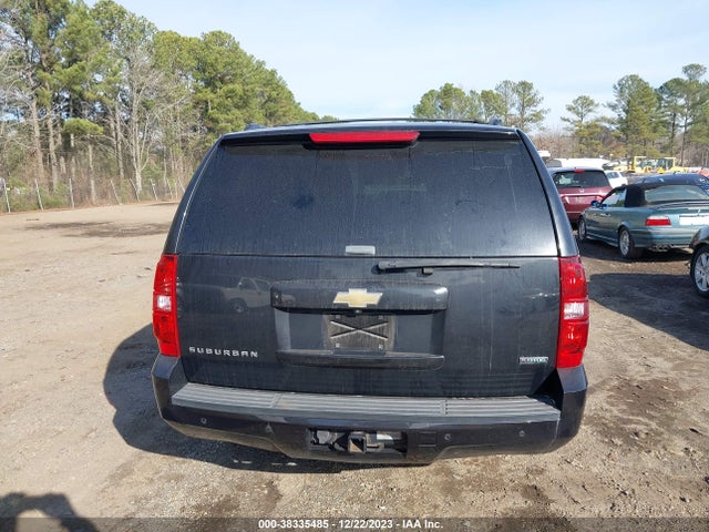 38335485 :رقم المزاد ، 1GNSKJE38BR377161 vin ، 2011 Chevrolet Suburban 1500 Lt1 مزاد بيع