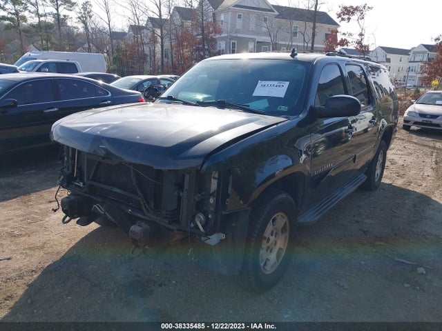 38335485 :رقم المزاد ، 1GNSKJE38BR377161 vin ، 2011 Chevrolet Suburban 1500 Lt1 مزاد بيع