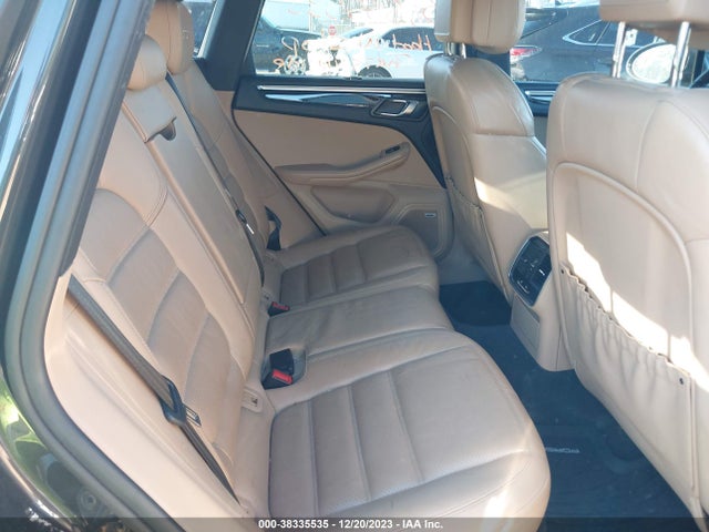 2017 PORSCHE MACAN WP1AG2A54HLB51521 Photo 7
