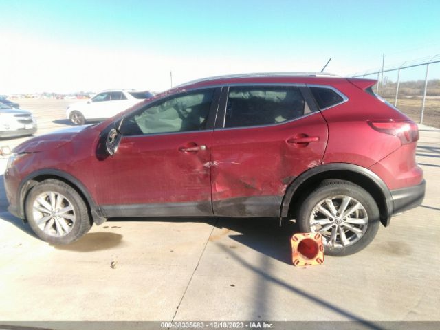 JN1BJ1CP6KW231816 Nissan Rogue Sport Sv