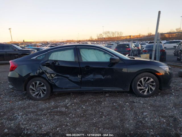 2HGFC2F74JH518712 Honda CIVIC EX