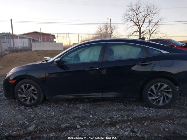 2HGFC2F74JH518712 Honda CIVIC EX