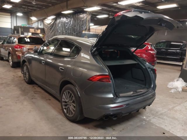 2023 MASERATI GRECALE ZN682AVA1P7416546 Photo 2