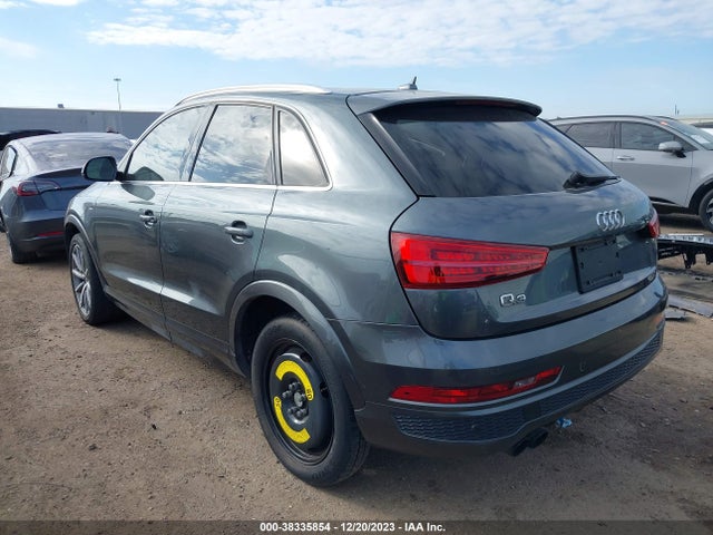 WA1HCCFS9JR031016 Audi Q3 2.0t Premium/2.0t Sport Premium