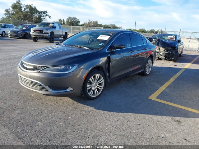 Chrysler 200 Limited 2015 1C3CCCAB9FN662925 Image 2