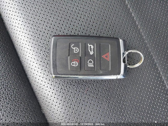 2021 JAGUAR F-PACE SADCJ2EX9MA675006 Photo 10