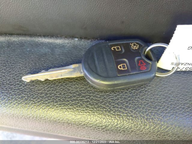 1ZVBP8AM9E5334779 Ford Mustang V6