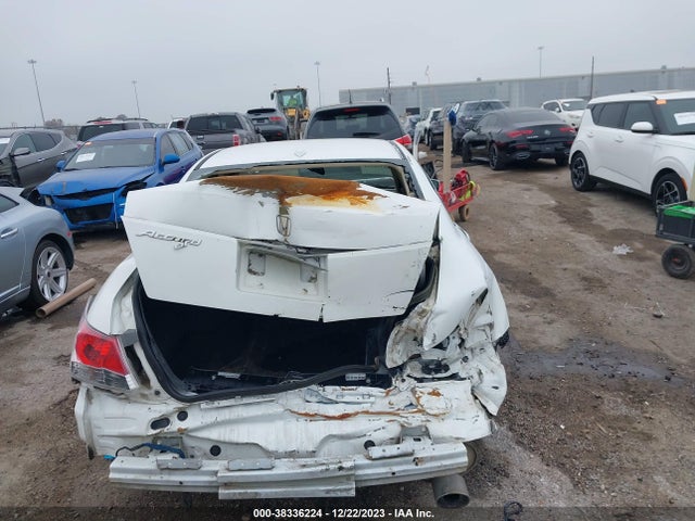 2010 HONDA ACCORD 2.4 EX-L VIN: 1HGCP2F85AA148868