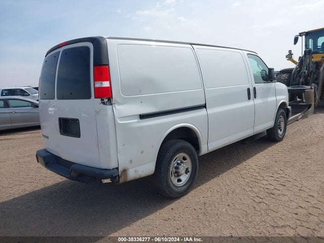 Chevrolet Express Cargo Rwd 2500 Regular Wheelbase Wt 2020 1GCWGAFG5L1252745 Image 4