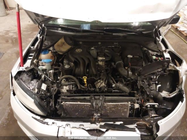 3VW2K7AJXFM282010 Volkswagen Jetta 2.0l S