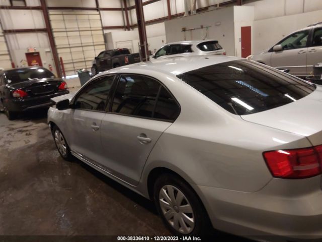3VW2K7AJXFM282010 Volkswagen Jetta 2.0l S