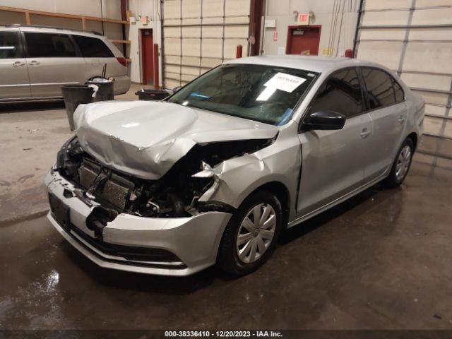 3VW2K7AJXFM282010 Volkswagen Jetta 2.0l S