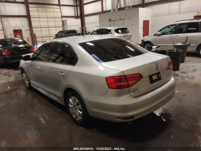 3VW2K7AJXFM282010 Volkswagen Jetta 2.0l S