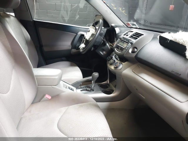2007 TOYOTA RAV4 VIN: JTMBD33V076045663