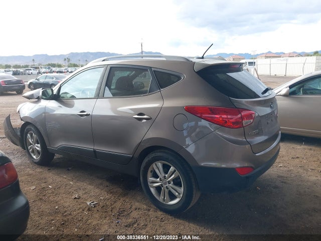 2011 HYUNDAI TUCSON GLS VIN: KM8JU3AC8BU276422