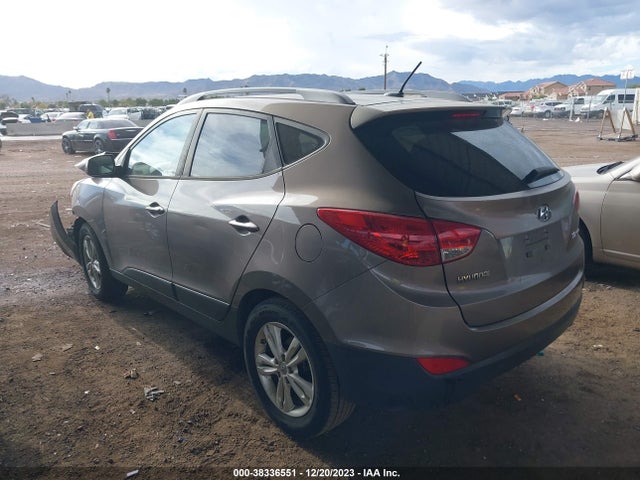 2011 HYUNDAI TUCSON GLS VIN: KM8JU3AC8BU276422