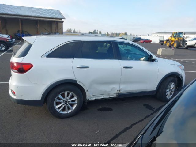 5XYPG4A5XKG570869 KIA Sorento 3.3l Lx