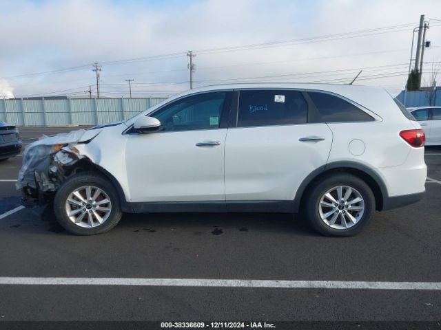 5XYPG4A5XKG570869 KIA Sorento 3.3l Lx