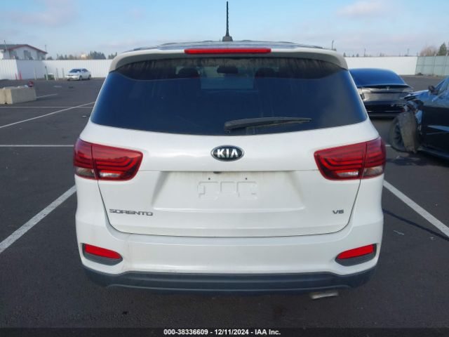 5XYPG4A5XKG570869 KIA Sorento 3.3l Lx