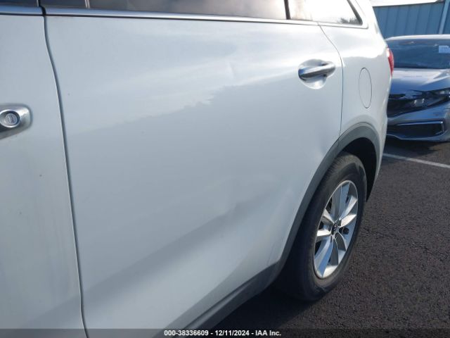 5XYPG4A5XKG570869 KIA Sorento 3.3l Lx