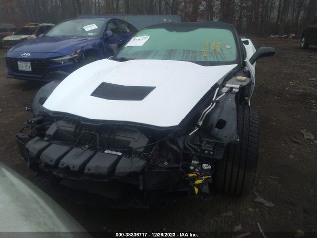 Chevrolet Corvette Stingray Z51 2016 1G1YM2D70G5112572 Image 13