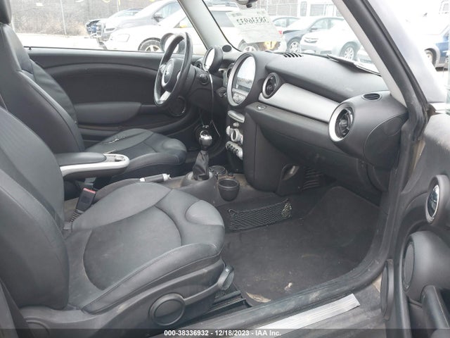 2007 MINI COOPER WMWMF33547TU62754 Photo 4
