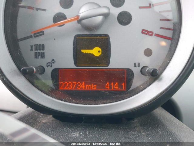 2007 MINI COOPER WMWMF33547TU62754 Photo 6