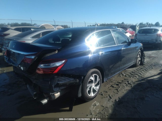Honda ACCORD LX 2017 1HGCR2F31HA181780 Image 4
