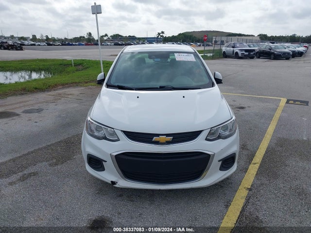 Chevrolet Sonic Lt Auto 2019 1G1JG6SB3K4137939 Image 12